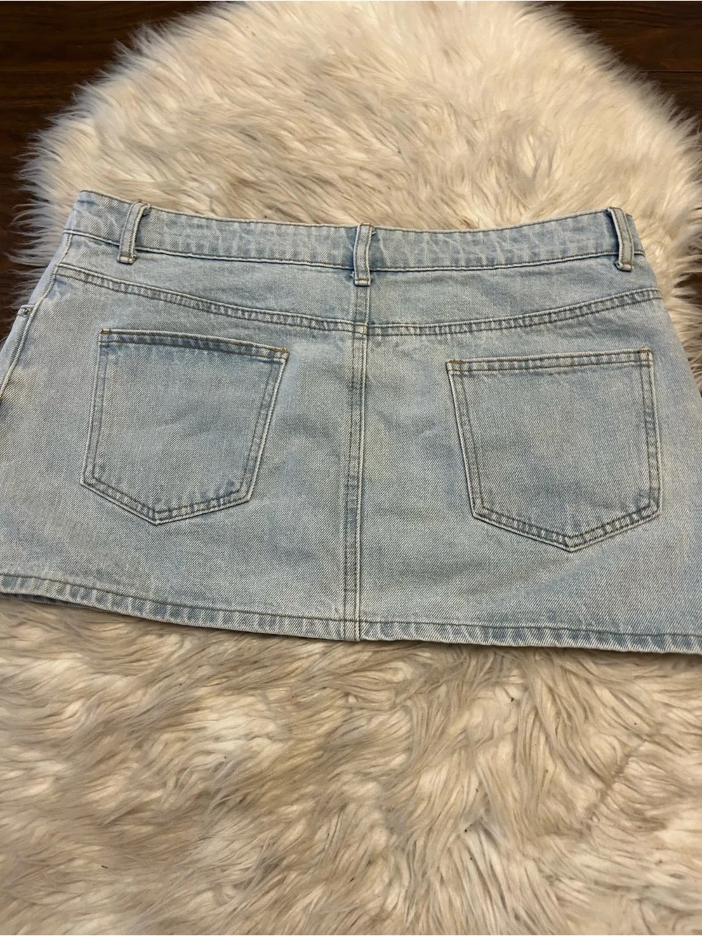 EDIKTED ‘Chiara’ Low-Rise Denim Micro Mini Skirt